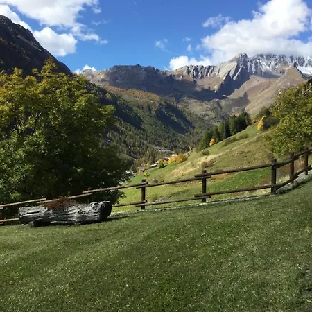 La Thuillettaz Maisons De Montagne Bed & Breakfast *