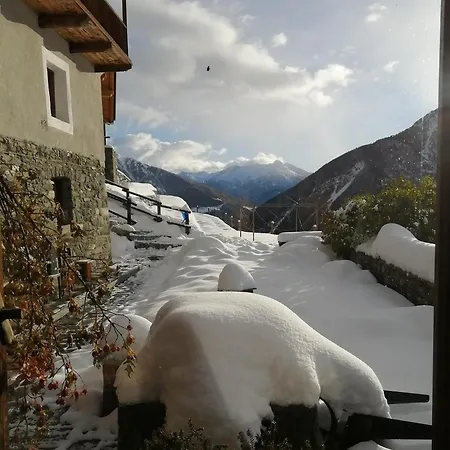 La Thuillettaz Maisons De Montagne Bed & Breakfast